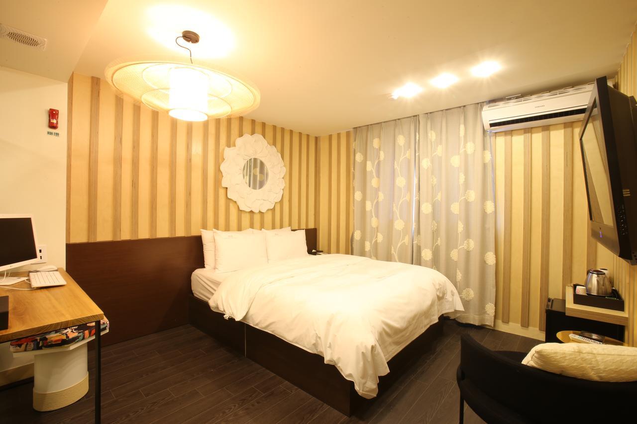 Guri Cello Hotel Eksteriør bilde